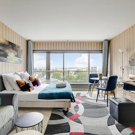Superbe Vue Sur La Seine Proche De La Tour Eiffel Apartment