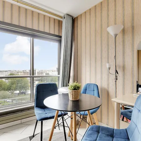 Apartment Superbe Vue Sur La Seine Proche De La Tour Eiffel *