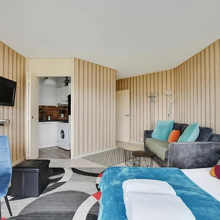 Apartment Superbe Vue Sur La Seine Proche De La Tour Eiffel Paris